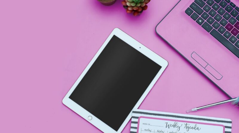 Jak wybrać prosty tablet do domu | Tablet domowy | Arangosite.pl